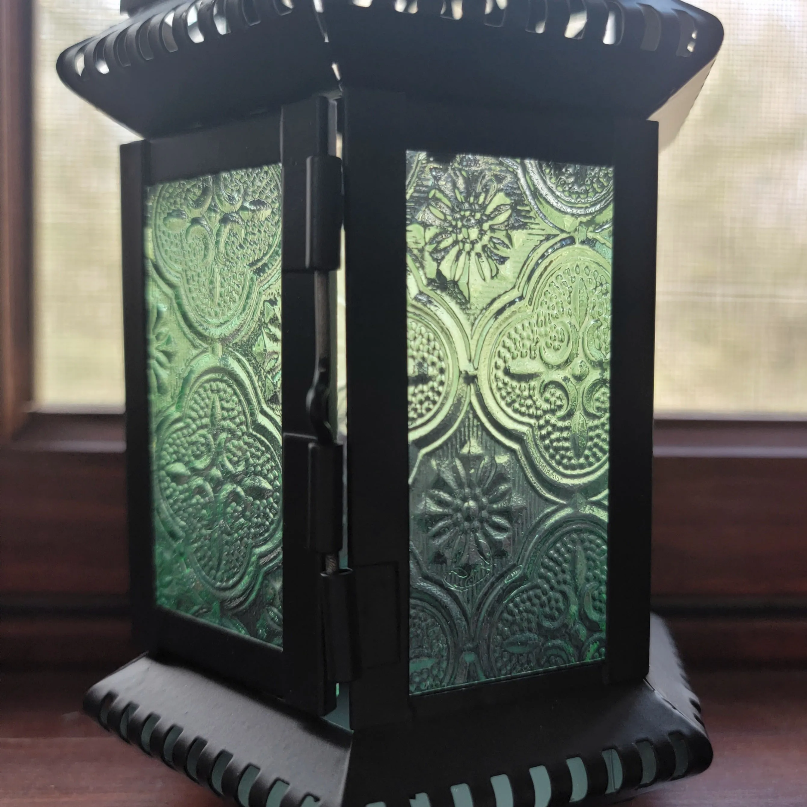 Colored Glass Lanterns (Assorted)