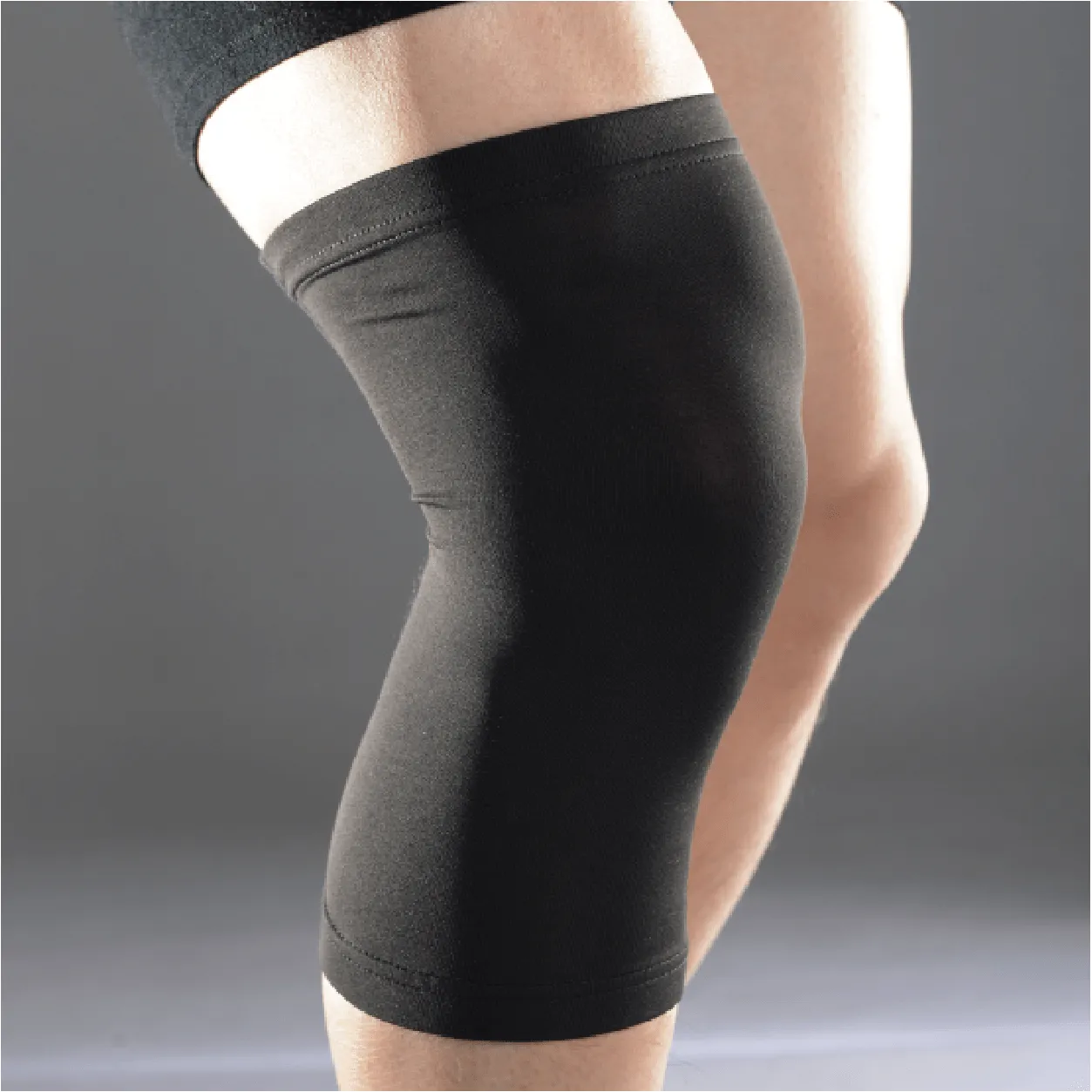 Liveup Sports Neoprene Compression Knee Support - L/XL